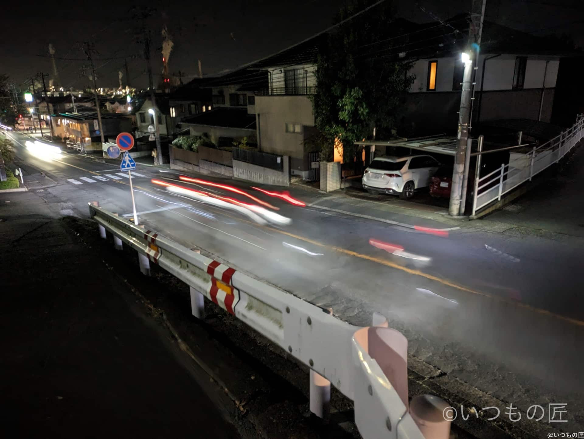 google-pixel-7a-photo-exposure-1 | モバイル比較レビュー.jp 長時間露光撮影 車のライトの軌跡-1