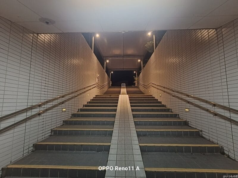 OPPO Reno11 A カメラ OPPO Reno11 Aで夜間撮影した写真