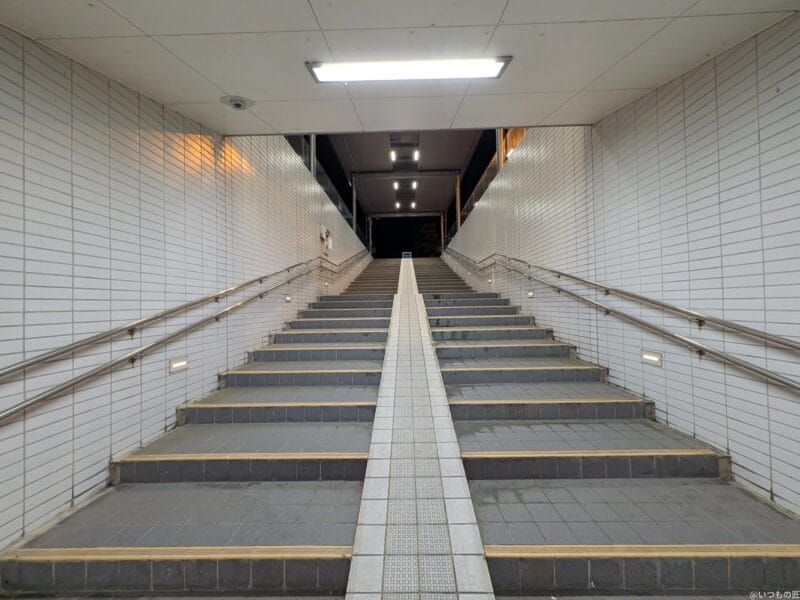 Google Pixel 9 Pro Fold カメラ Google Pixel 9 Pro Fold の通常モードで撮影した夜景写真