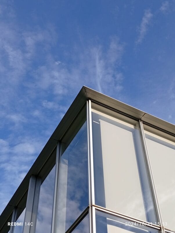 Xiaomi Redmi 14C カメラ Xiaomi Redmi 14C でズーム撮影した風景写真