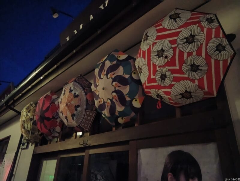 moto g64 5G カメラ AQUOS wish4 カメラで暗所撮影した写真