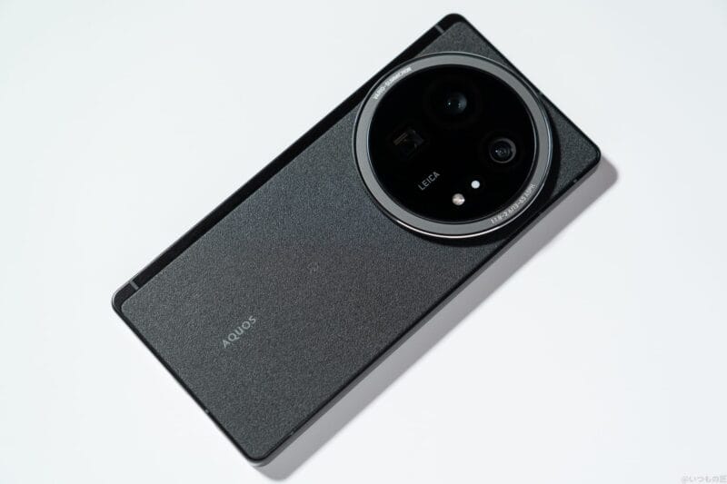 aquos r9 pro本体のイメージ図 | モバイル比較レビュー.jp AQUOS R9 pro カメラ AQUOS R9 pro本体のイメージ図