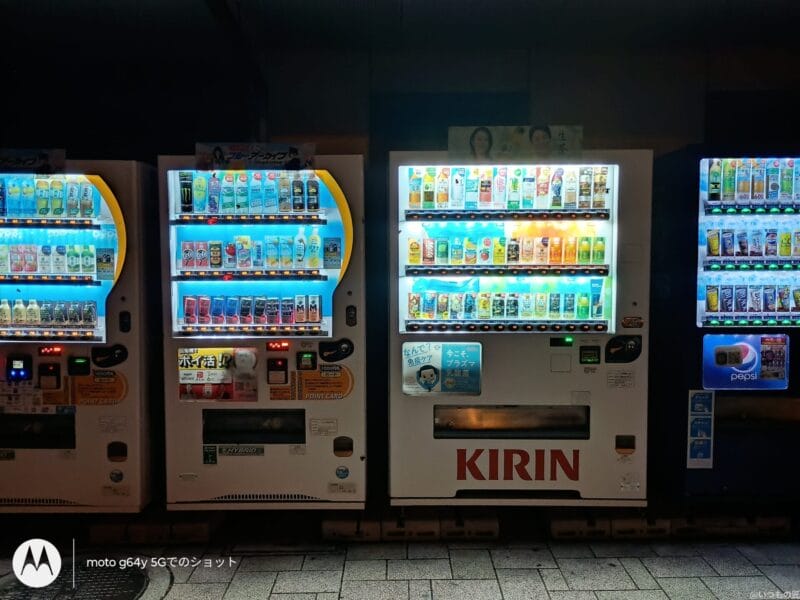 moto g64 5g カメラで暗所撮影した写真 | モバイル比較レビュー.jp moto g64 5G カメラ moto g64 5G カメラで暗所撮影した写真