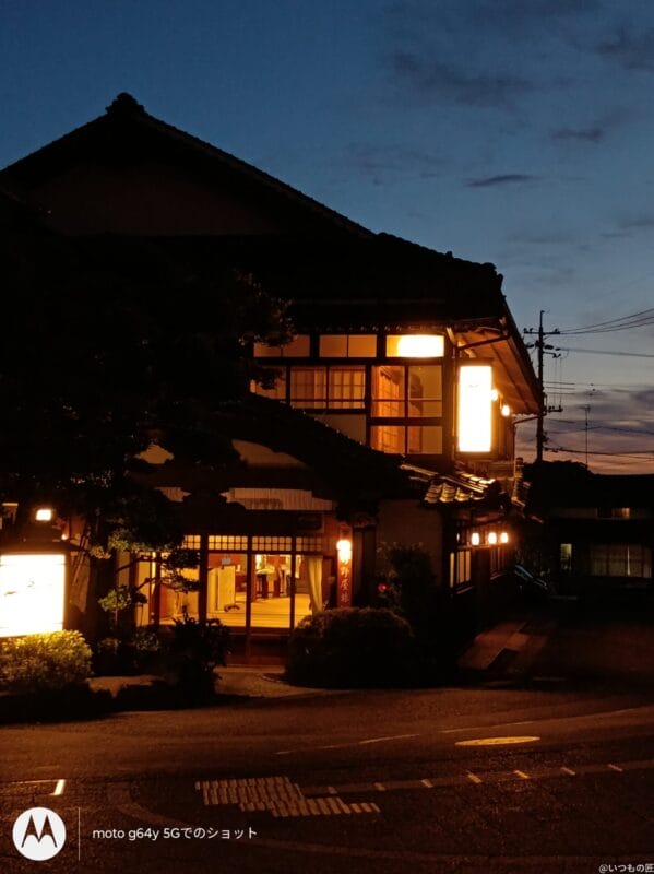 moto g64 5G カメラ moto g64 5G カメラで暗所撮影した写真