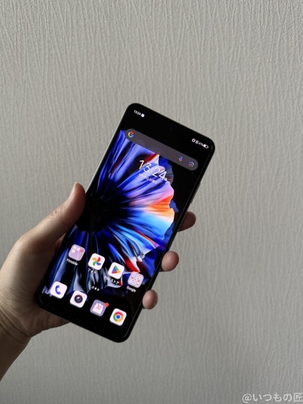 手持ちのnubia flip 2 | モバイル比較レビュー.jp nubia Flip 2 レビュー 手持ちのnubia Flip 2