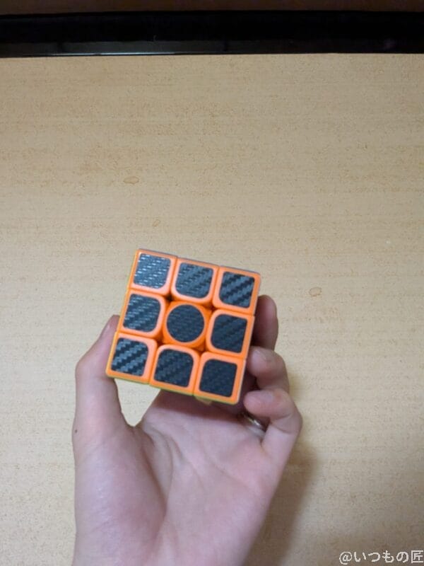 google pixel 9aのインカメラで撮影した自撮り写真 | モバイル比較レビュー.jp Google Pixel 9a カメラ Google Pixel 9aのインカメラで撮影した自撮り写真