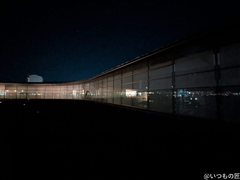 google pixel 9aで暗所撮影した風景写真 | モバイル比較レビュー.jp Google Pixel 9a カメラ Google Pixel 9aで暗所撮影した風景写真