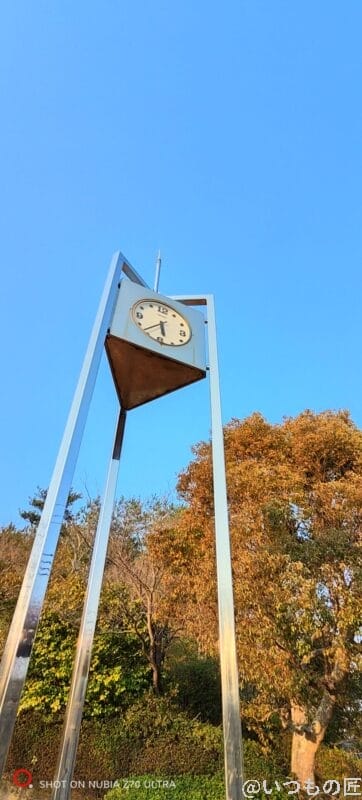 時計塔を撮影した写真 | モバイル比較レビュー.jp nubia Z70 Ultra カメラ 時計塔を撮影した写真