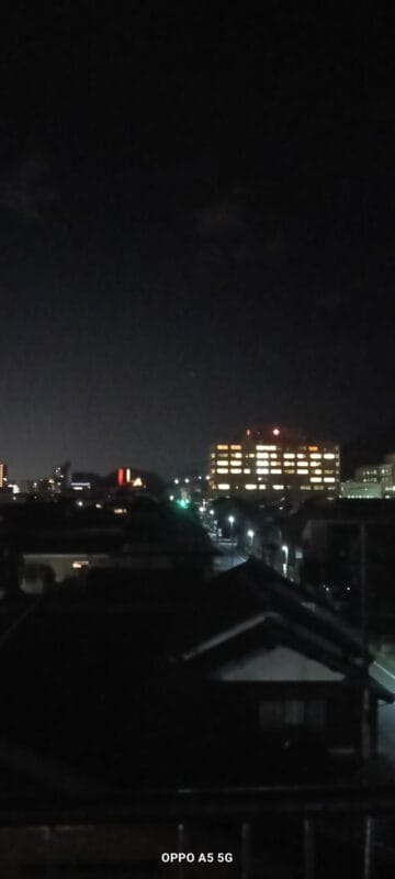 oppo a5 5g カメラ oppo a5 5g カメラで撮影した夜景写真 | モバイル比較レビュー.jp OPPO A5 5G カメラ OPPO A5 5G カメラで撮影した夜景写真