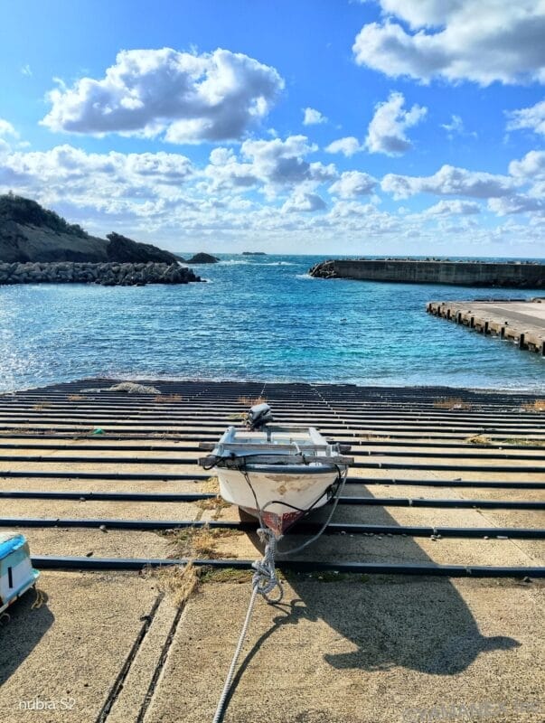 nubia S2 カメラ 桟橋に置かれたボート