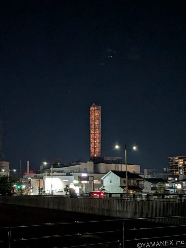 nubia Flip 3 カメラ 橋の上の風景をGoogle Pixel 9aで夜間撮影した一枚