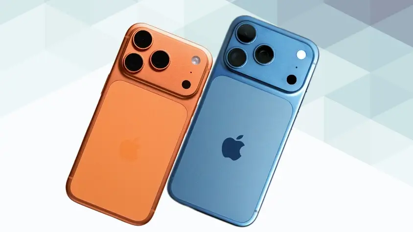 iPhone17 ProとiPhone17 Pro Maxの違いを徹底比較!画面サイズだけじゃないMaxの特徴は? 4 iPhone17 ProとiPhone17 Pro Maxの比較 背面デザイン 斜め